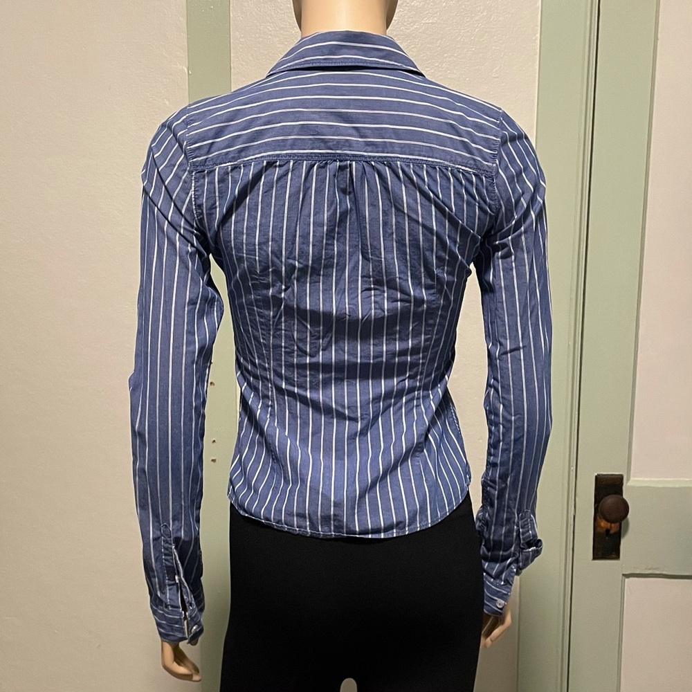 HOLLISTER Button Down - Picture 2 of 4